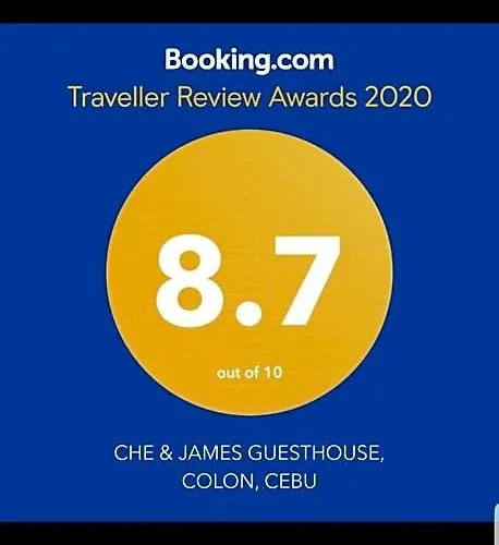 Che & Female Colon, Hostel *