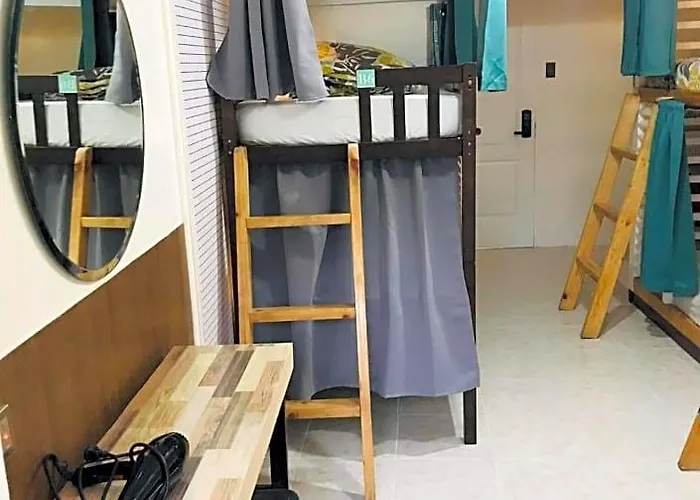 Hostel Che & Female Colon,